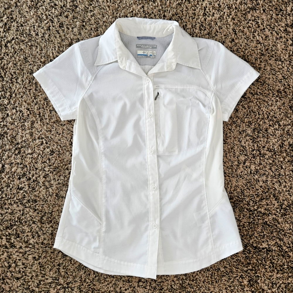 Columbia Women’s Silver Ridge Short Sleeve Shirt Size XS